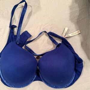 Victoria Secret Women's Blue Push-Up Bra 38c